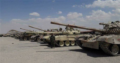 Clip: Quân đội Syria chiếm toàn bộ lữ đoàn xe tăng của phiến quân ở Qalamoun 