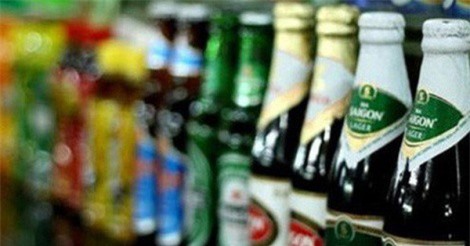 Kinh doanh rượu bia sẽ phải đóng quỹ 360 tỷ đồng/năm, gánh nặng đổ đầu doanh nghiệp lẫn người tiêu dùng?