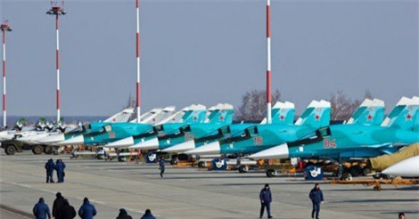 Không quân Nga chuẩn bị cho đợt trình diễn lớn nhất trong năm