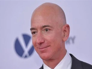 Ông chủ Amazon có thêm gần 8 tỷ USD, vượt mốc 126 tỷ USD