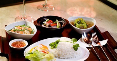 Ăn trưa sớm giúp giảm cân nhanh hơn