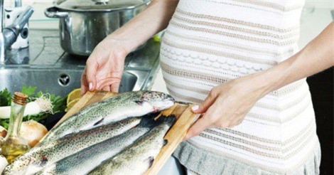 Những loại hải sản mà phụ nữ mang thai nên và không nên ăn