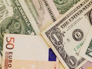 Tỷ giá ngoại tệ ngày 24/4: USD tăng vọt