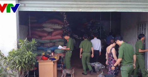 Vụ nhuộm cà phê bằng than pin ở Đăk Nông: Công an đã thu giữ thêm 3 tấn hàng hóa ở Bình Phước