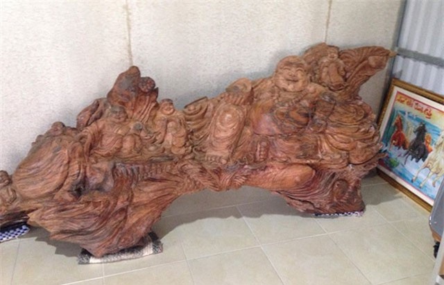 Khúc gỗ sưa vớt được ở vuông tôm có gì "hot" mà trả 1,5 tỷ đồng không bán?