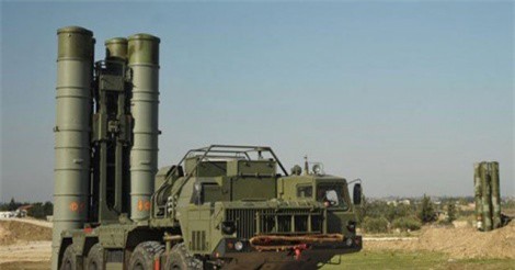 Phòng không Nga diệt mục tiêu nhắm vào căn cứ ở Syria