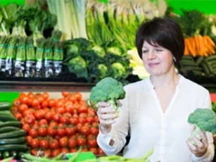 Bí quyết ăn uống khoa học để giảm triệu chứng mãn kinh ở phụ nữ