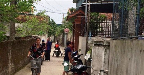 Nghệ An: Bé trai 4 tuổi bị người tâm thần đánh tử vong