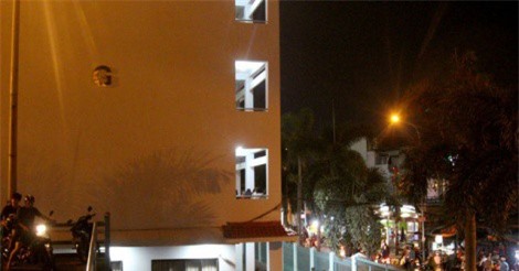 TP.HCM: Một phụ nữ tử vong vì rơi từ tầng 8 trường ĐH Công nghiệp