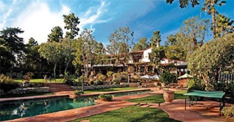 5 dinh th&#x1EF1; v&#xE0; h&#xE0;ng ngh&#xEC;n m&#x1EAB;u &#x111;&#x1EA5;t tr&#xEA;n kh&#x1EAF;p n&#x1B0;&#x1EDB;c M&#x1EF9; c&#x1EE7;a &#xF4;ng ch&#x1EE7; Amazon