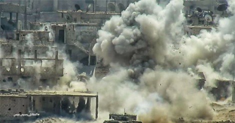 Chùm ảnh: Xe tăng quân đội Syria chiến đấu dữ dội với phiến quân IS