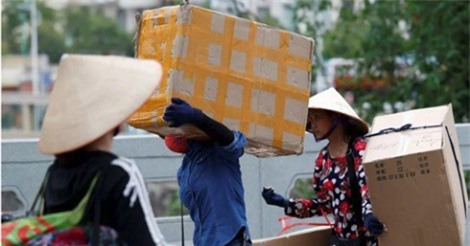 Lực cầu trong nước đẩy kinh tế Việt Nam đi lên