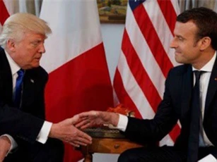 Tổng thống Pháp buông lời thách thức ông Donald Trump
