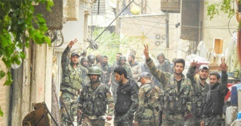 Chùm ảnh: Quân đội Syria chọc thủng tuyến phòng thủ IS, chiếm khu CN ở Nam Damascus