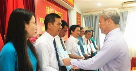 Đồng Nai đổi mới hàng loạt lãnh đạo cấp huyện