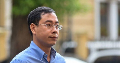 Khởi tố, tạm giam nguyên phó tổng giám đốc Lọc hóa dầu Bình Sơn