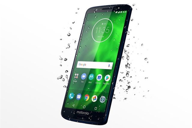 Smartphone chống nước, camera kép, màn hình FullView, giá gần 6 triệu