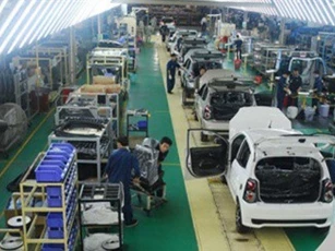 Giá xe sản xuất trong nước có cơ hội giảm