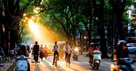 DỰ BÁO THỜI TIẾT (1/5): Nam Bộ mưa to, Bắc Bộ nóng hơn 36 độ C