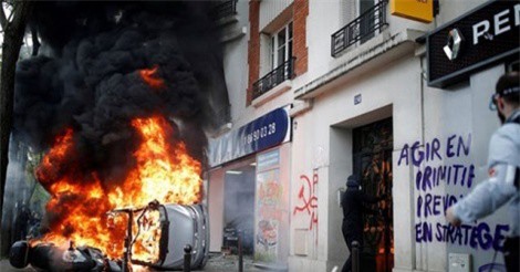  ĐIỂM TIN THẾ GIỚI: Hơn 20 dân thường thiệt mạng trong các vụ không kích ở Syria, Iran bác bỏ có buộc che giấu vũ khí hạt nhân