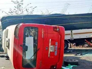 Lâm Đồng: Tai nạn kinh hoàng giữa xe tải và xe khách khiến 10 người thương vong