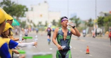 Đừng nghĩ đổ mồ hôi, chỉ cần uống nước lọc là đủ