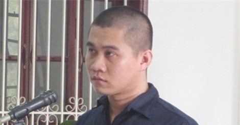 Ép bạn gái cùng tự thiêu để chứng minh tình yêu