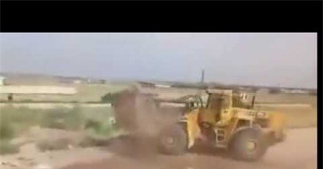 Phiến quân hạ vũ khí đầu hàng quân đội Syria và Nga tại Bắc Homs 