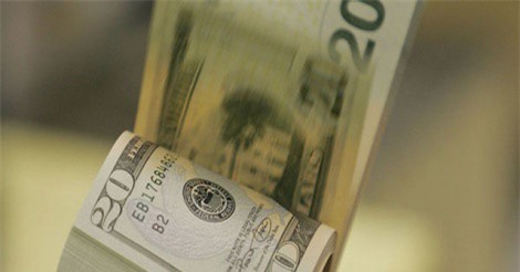 Tỷ giá ngoại tệ ngày 4/5: Ồ ạt chốt lời, USD chưa rời đỉnh