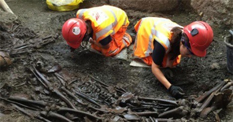 Bí mật đáng sợ bên dưới hệ thống tàu điện ngầm London