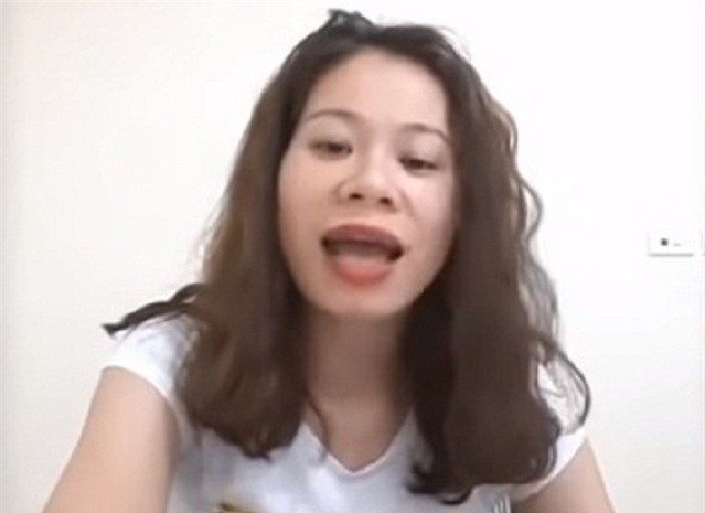 Cô Kim Tuyến lần đầu livestream sau “cú phốt” mạt sát học viên: “Các bạn cứ chửi, tôi đủ bình tĩnh để chịu đựng”