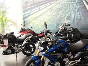 Bảng giá xe máy BMW tại Việt Nam tháng 5/2018