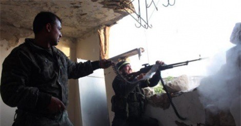 Lợi dụng Israel nã tên lửa, phiến quân giáng đòn tấn công quân đội Syria