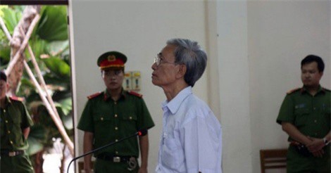 Cụ ông 78 tuổi dâm ô hàng loạt bé gái bất ngờ được giảm án