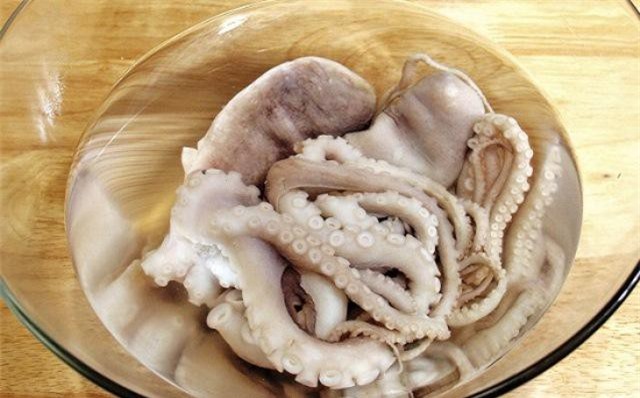 Mẹo làm sạch mực, bạch tuộc nhanh nhất