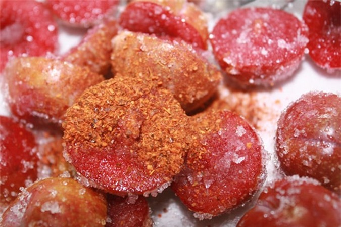 Cách làm mận muối ớt ngon mê ly
