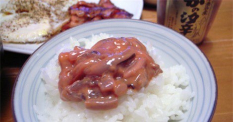 Đặc sản mắm mực kinh dị của người Nhật