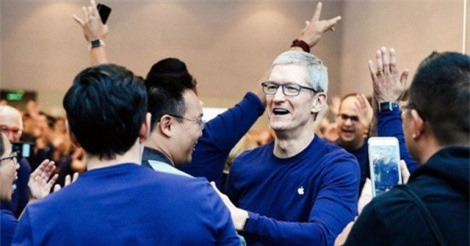 Lợi nhuận Apple kiếm được trong 3 tháng bằng Amazon làm cật lực suốt hơn 20 năm