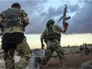Quân đội Syria đẩy lùi IS khỏi một loạt cao điểm ở Nam Damascus