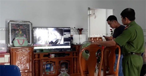 Truy tìm 3 thanh niên ném bom xăng vào nhà dân lúc nửa đêm