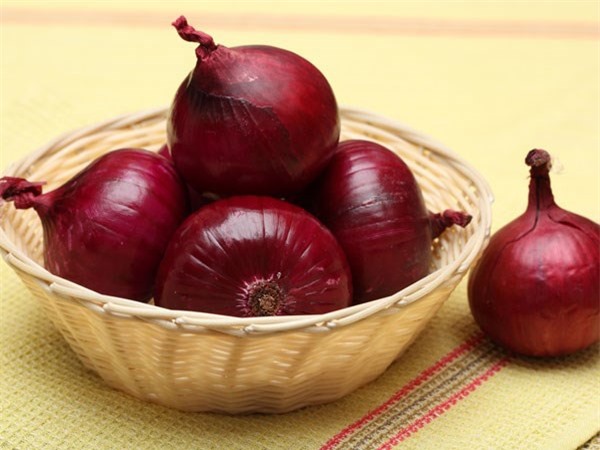 Bài thuốc từ hành tây giúp bạn trị dứt hen suyễn