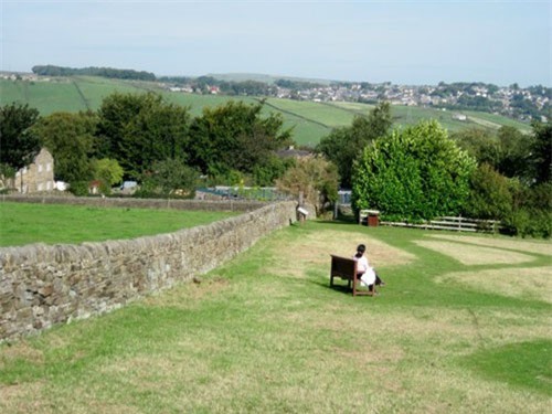 "Ghé thăm" đồi gió hú - nơi bi kịch tình yêu còn khổ đau hơn Romeo và Juliet