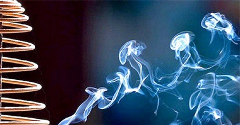 Tác hại đáng sợ của khói nhang