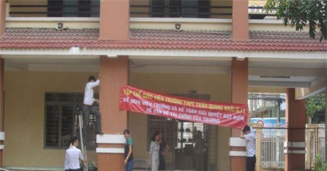 TP.HCM: Đình chỉ công tác Hiệu trưởng Trường trung học phổ thông Trần Quang Khải