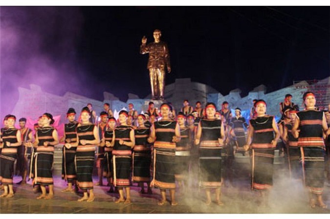 Các hoạt động văn hóa kỷ niệm 128 năm ngày sinh nhật Bác (19/5/1890-19/5/2018)