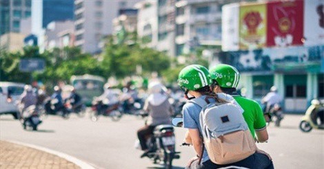 Khe cửa hẹp cho Grab Việt Nam “thoát hiểm” trong thương vụ thâu tóm Uber