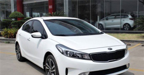 Những trang bị hữu ích trên mẫu xe hạng C rẻ nhất Việt Nam