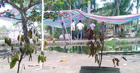 Khai quật mộ tìm nguyên nhân thanh niên 28 tuổi thiệt mạng