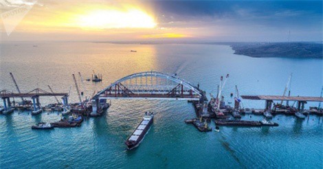 Những sự thật bất ngờ và thú vị về cây cầu Crimea