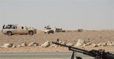 Quân đội Syria bị IS phục kích ở Homs, thương vong nặng nề